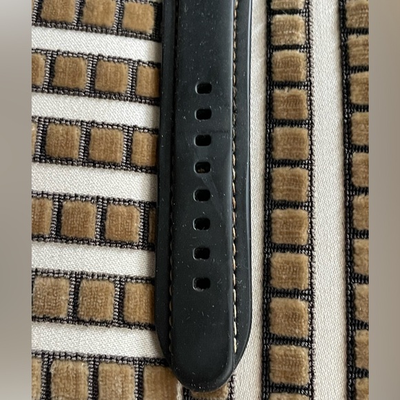 Tendence Gulliver Round Oversized Watch - Picture 3 of 8